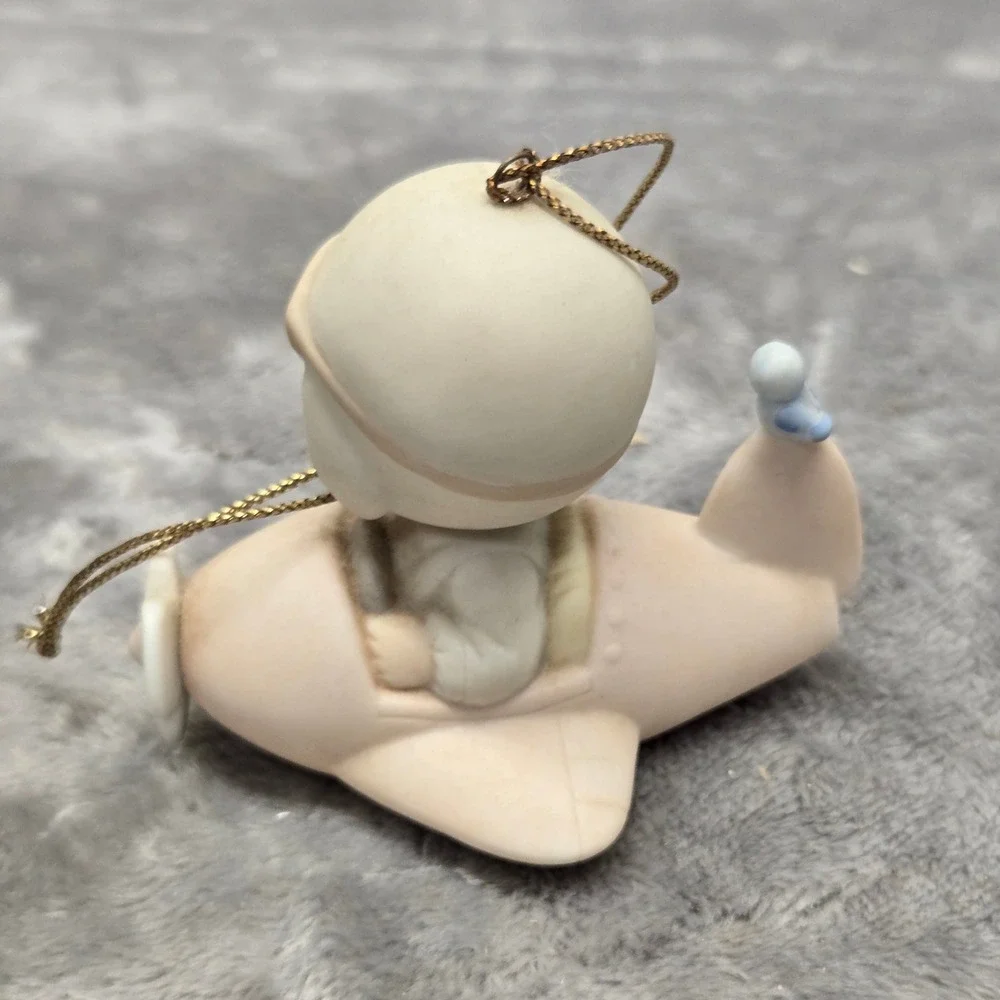 Precious Moments Heaven Bound Airplane‎ Pilot Christmas Ornament with Box